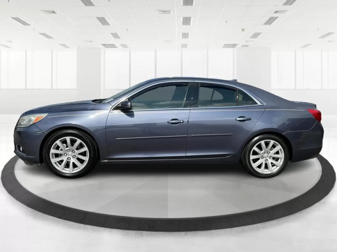 2013 Chevrolet Malibu 2LT (1G11E5SA7DF) with an ECOTEC 2.5L I-4 gasoline direct injection engine, located at 4508 South Dixie Dr, Moraine, OH, 45439, (937) 908-9800, 39.689976, -84.218452 - Photo#5