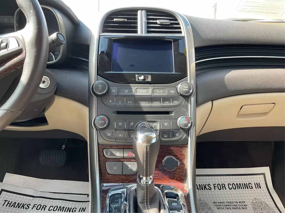 2013 Chevrolet Malibu 2LT (1G11E5SA7DF) with an ECOTEC 2.5L I-4 gasoline direct injection engine, located at 4508 South Dixie Dr, Moraine, OH, 45439, (937) 908-9800, 39.689976, -84.218452 - Photo#13