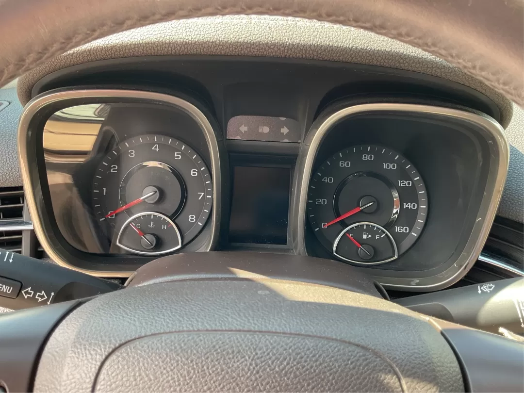 2013 Chevrolet Malibu 2LT (1G11E5SA7DF) with an ECOTEC 2.5L I-4 gasoline direct injection engine, located at 4508 South Dixie Dr, Moraine, OH, 45439, (937) 908-9800, 39.689976, -84.218452 - Photo#15