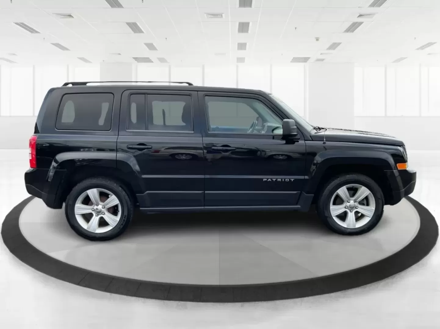 2014 Jeep Patriot Latitude (1C4NJPFA4ED) with an Other engine, located at 4508 South Dixie Dr, Moraine, OH, 45439, (937) 908-9800, 39.689976, -84.218452 - Photo#1