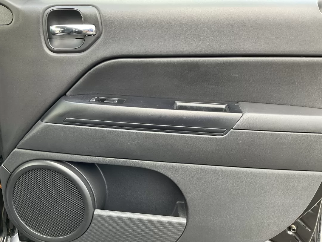 2014 Jeep Patriot Latitude (1C4NJPFA4ED) with an Other engine, located at 4508 South Dixie Dr, Moraine, OH, 45439, (937) 908-9800, 39.689976, -84.218452 - Photo#17