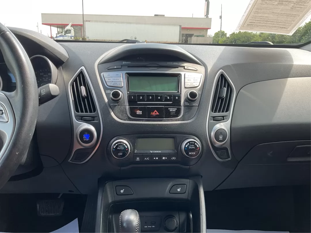 2013 Hyundai Tucson Limited (KM8JU3AC4DU) with an Other engine, located at 1951 S Dayton Lakeview Rd., New Carlisle, OH, 45344, (937) 908-9800, 39.890999, -84.050255 - 2013 Hyundai Tucson Limited - Photo#13