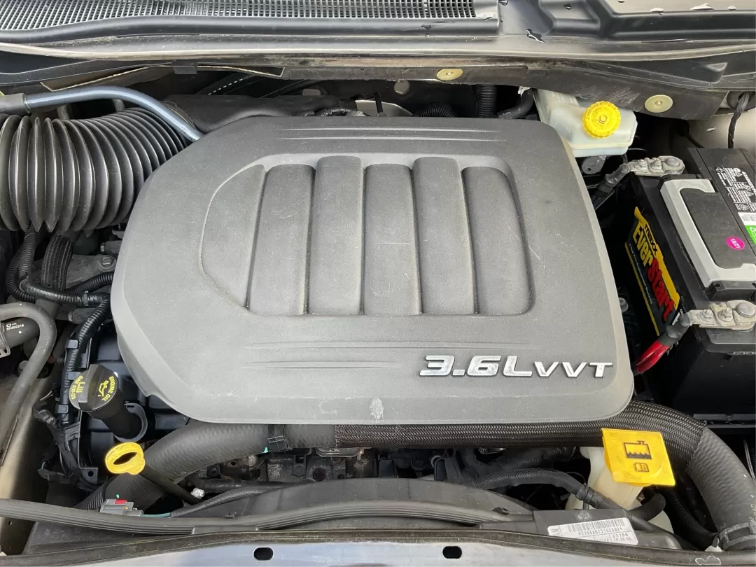 2016 Chrysler Town and Country PV (2C4RC1BG4GR) with an Other engine, located at 8750 N County Rd 25A, Piqua, OH, 45356, (937) 908-9800, 40.164391, -84.232513 - **Elevate Your Family Adventures with the 2016 Chrysler Town and Country at Advantage Car and Credit - Piqua!**<br /> <br /> Are you looking for the perfect vehicle to accommodate your growing family or enhance your daily commute? Look no further than the 2016 Chrysler Town and Country, availabl - Photo#11