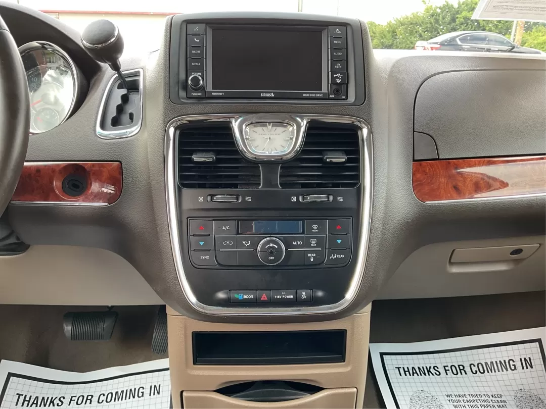 2016 Chrysler Town and Country PV (2C4RC1BG4GR) with an Other engine, located at 8750 N County Rd 25A, Piqua, OH, 45356, (937) 908-9800, 40.164391, -84.232513 - **Elevate Your Family Adventures with the 2016 Chrysler Town and Country at Advantage Car and Credit - Piqua!**<br /> <br /> Are you looking for the perfect vehicle to accommodate your growing family or enhance your daily commute? Look no further than the 2016 Chrysler Town and Country, availabl - Photo#13