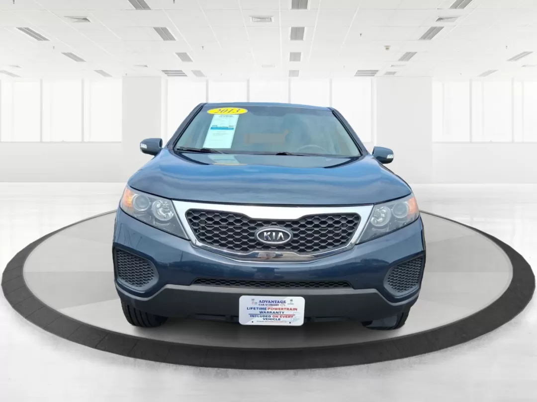 2017 Hyundai Santa Fe 2.0T Ultimate (5XYZW4LA5HG) with an Theta II 2L I-4 gasoline direct injection engine, located at 4508 South Dixie Dr, Moraine, OH, 45439, (937) 908-9800, 39.807072, -84.031563 - Photo#7
