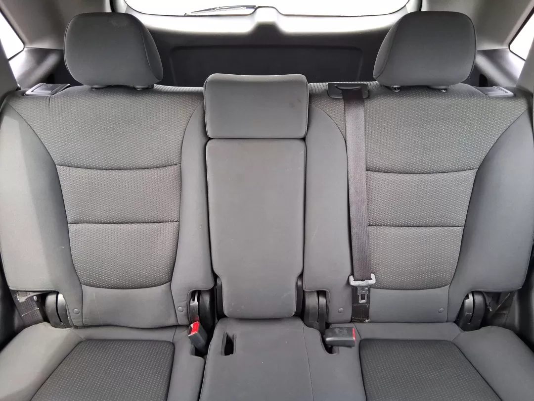 2017 Hyundai Santa Fe 2.0T Ultimate (5XYZW4LA5HG) with an Theta II 2L I-4 gasoline direct injection engine, located at 4508 South Dixie Dr, Moraine, OH, 45439, (937) 908-9800, 39.807072, -84.031563 - Photo#14