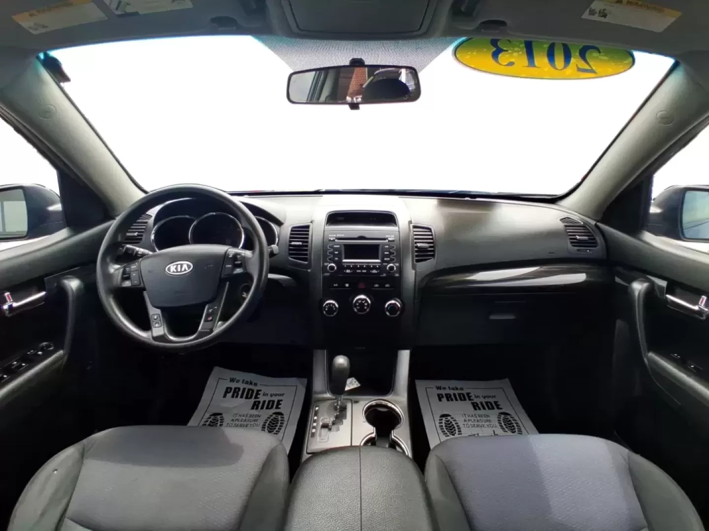 2013 Kia Sorento LX 4WD (5XYKTCA69DG) with an 2.4L L4 DOHC 16V engine, 6-Speed Automatic transmission, located at 1184 Kauffman Ave, Fairborn, OH, 45324, (937) 908-9800, 39.807072, -84.030914 - **Adventure Awaits with the 2013 Kia Sorento LX 4WD at Advantage Car and Credit - Fairborn!**<br /> <br /> Are you ready to elevate your family adventures or make your daily commute incredibly comfortable? Look no further than this spacious and versatile 2013 Kia Sorento LX 4WD, perfect for growing - Photo#19
