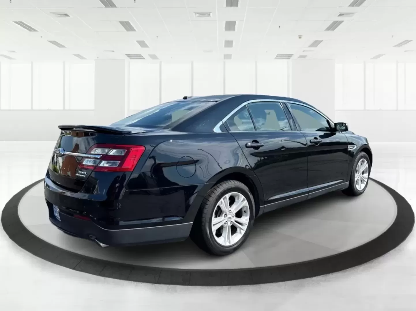 2017 Ford Taurus SEL (1FAHP2E84HG) with an 3.5L V-6 DOHC engine, located at 1951 S Dayton Lakeview Rd., New Carlisle, OH, 45344, (937) 908-9800, 39.890999, -84.050255 - Are you ready for a new adventure? The 2017 Ford Taurus SEL is the perfect sedan for those who crave a blend of comfort, style, and performance, whether you're navigating daily commutes or embarking on weekend getaways. This vehicle is not just a mode of transportation; it's a lifestyle statement th - Photo#2