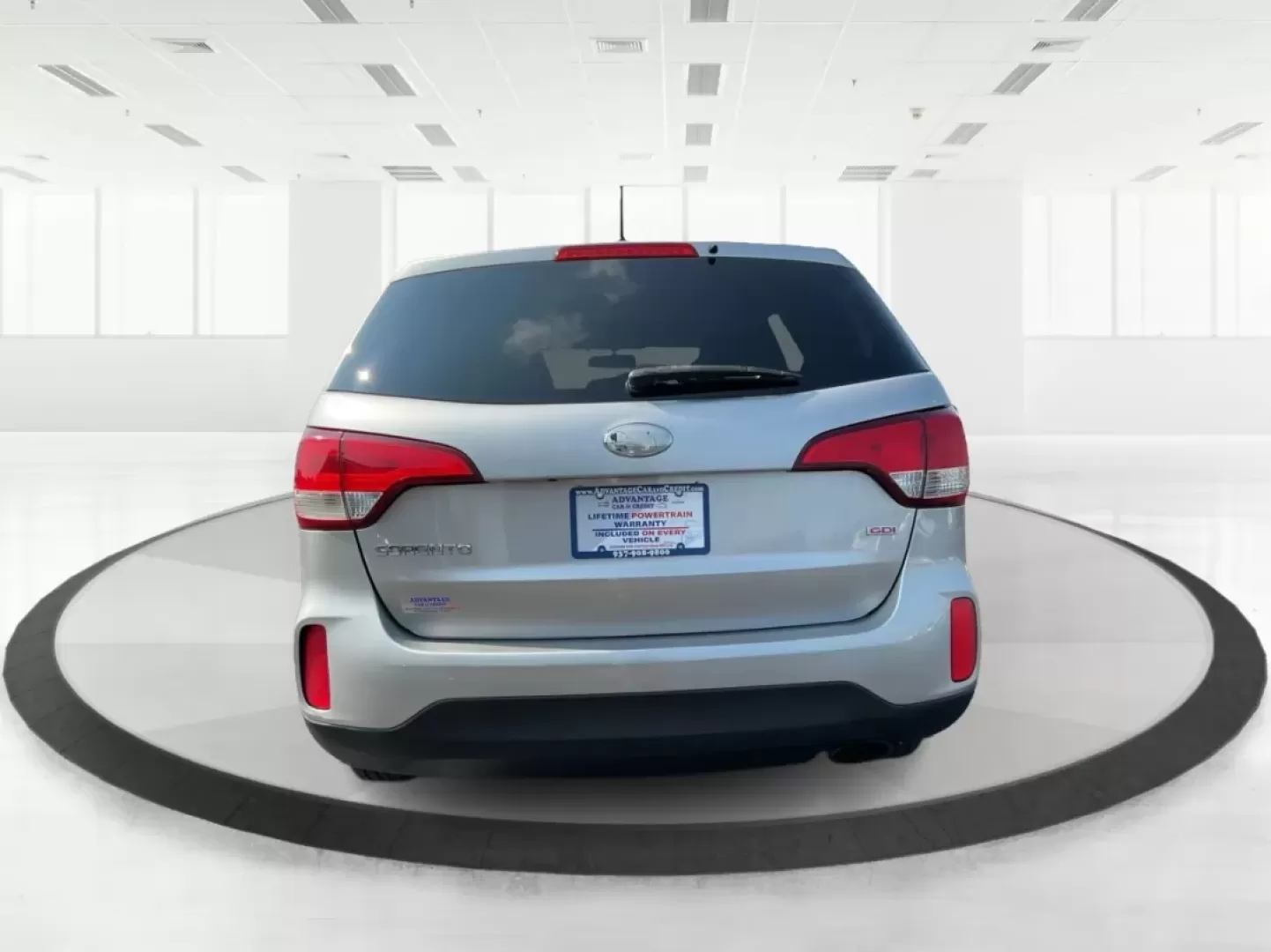 2014 Kia Sorento LX (5XYKT3A66EG) with an 2.4L I-4 gasoline direct injection engine, located at 1951 S Dayton Lakeview Rd., New Carlisle, OH, 45344, (937) 908-9800, 39.890999, -84.050255 - Discover the joy of family adventures with the 2014 Kia Sorento LX, now available at Advantage Car and Credit in New Carlisle, OH. This spacious SUV is perfect for growing families or anyone who loves weekend getaways. With a versatile interior and advanced features, the Sorento is designed for comf - Photo#3