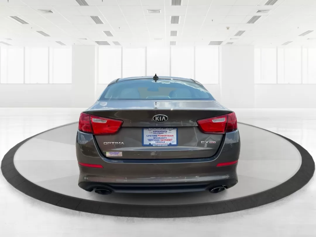 2015 Kia Optima EX (5XXGN4A70FG) with an Theta II 2.4L I-4 gasoline direct injection engine, located at 8750 N County Rd 25A, Piqua, OH, 45356, (937) 908-9800, 40.164391, -84.232513 - Photo#3