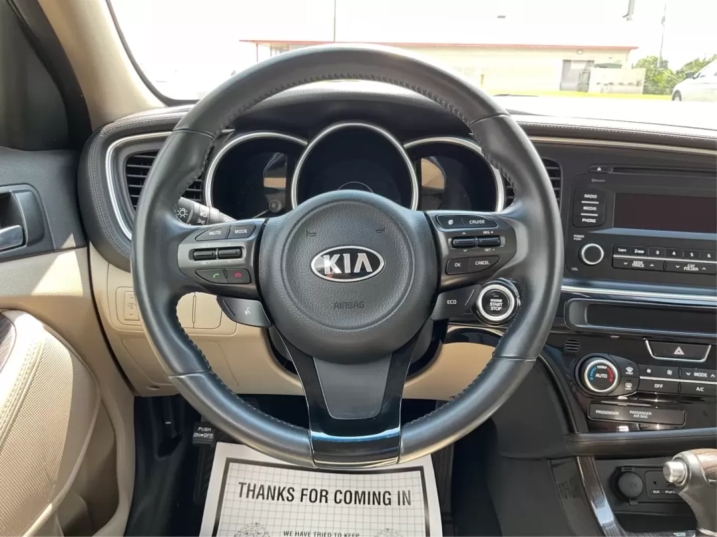 2015 Kia Optima EX (5XXGN4A70FG) with an Theta II 2.4L I-4 gasoline direct injection engine, located at 8750 N County Rd 25A, Piqua, OH, 45356, (937) 908-9800, 40.164391, -84.232513 - Embrace the open road with confidence and style in this stunning 2015 Kia Optima EX, available at Advantage Car and Credit - Piqua! Whether you're navigating daily commutes, embarking on weekend getaways, or shuttling your growing family, this sedan is designed to enhance every journey. With a sleek - Photo#16