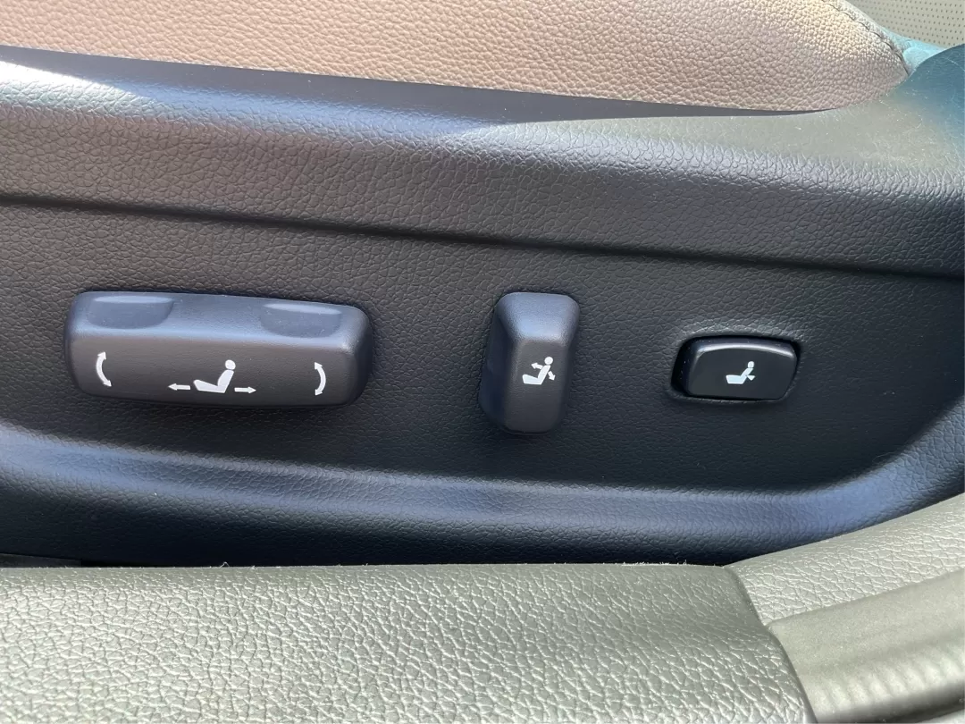 2015 Kia Optima EX (5XXGN4A70FG) with an Theta II 2.4L I-4 gasoline direct injection engine, located at 8750 N County Rd 25A, Piqua, OH, 45356, (937) 908-9800, 40.164391, -84.232513 - Photo#17