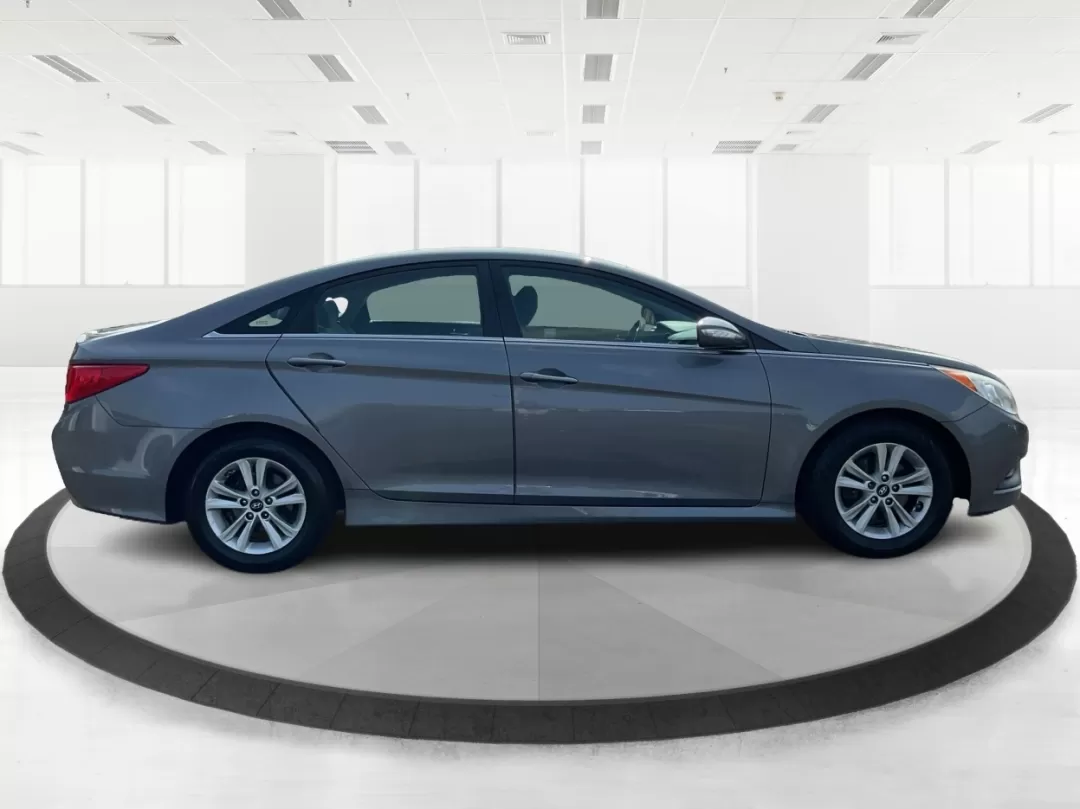 2014 Hyundai Sonata GLS (5NPEB4AC0EH) with an 2.4L I-4 gasoline direct injection engine, located at 8750 N County Rd 25A, Piqua, OH, 45356, (937) 908-9800, 40.164391, -84.232513 - 2014 Hyundai Sonata GLS - Photo#1