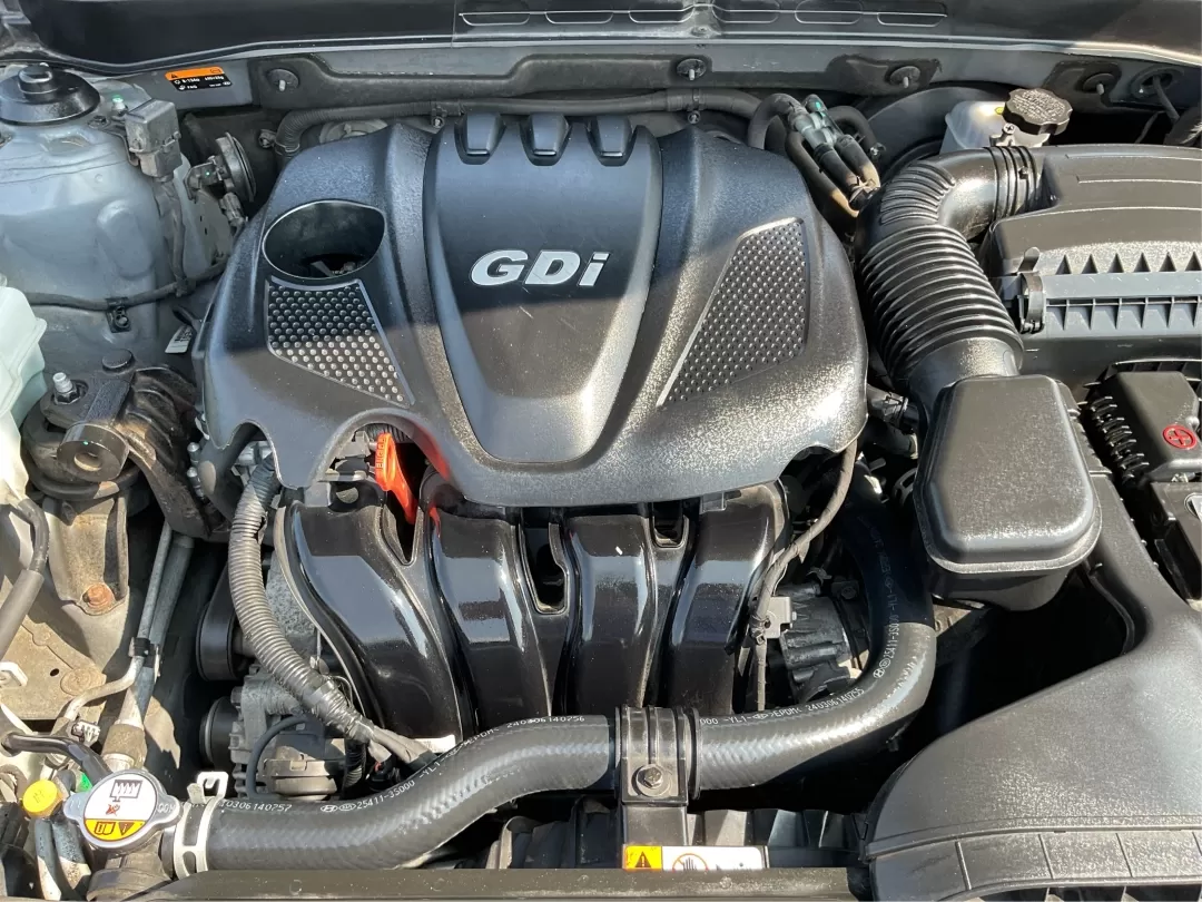 2014 Hyundai Sonata GLS (5NPEB4AC0EH) with an 2.4L I-4 gasoline direct injection engine, located at 8750 N County Rd 25A, Piqua, OH, 45356, (937) 908-9800, 40.164391, -84.232513 - 2014 Hyundai Sonata GLS - Photo#11