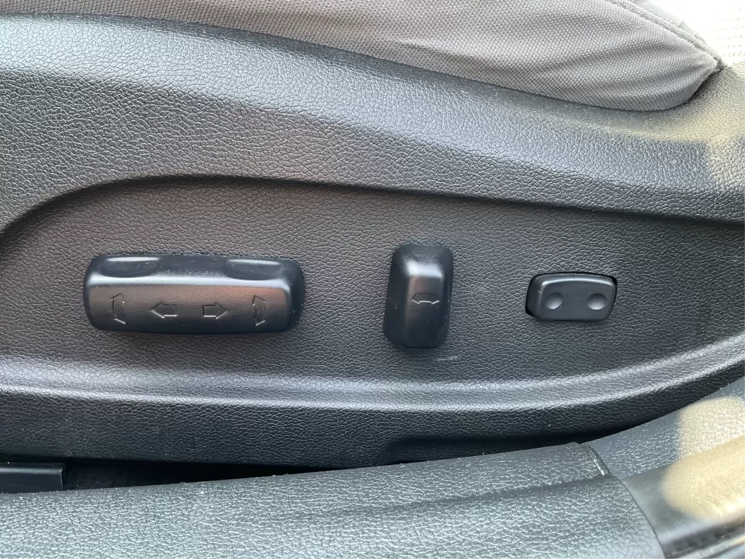 2014 Hyundai Sonata GLS (5NPEB4AC0EH) with an 2.4L I-4 gasoline direct injection engine, located at 8750 N County Rd 25A, Piqua, OH, 45356, (937) 908-9800, 40.164391, -84.232513 - 2014 Hyundai Sonata GLS - Photo#17