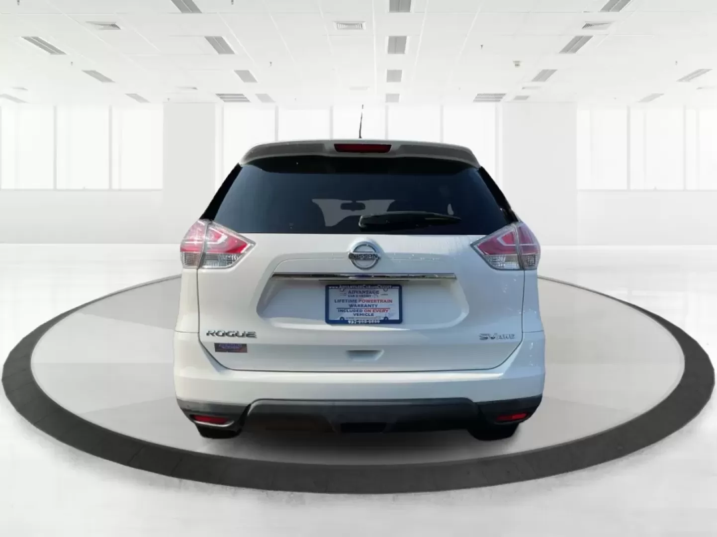 2016 Nissan Rogue SV (KNMAT2MV5GP) with an 2.5L I-4 DOHC engine, located at 8750 N County Rd 25A, Piqua, OH, 45356, (937) 908-9800, 40.164391, -84.232513 - **Explore New Adventures with the 2016 Nissan Rogue SV Perfect for Family Trips and Daily Commutes!**<br /> <br /> If you're on the lookout for a reliable SUV that can keep up with your active lifestyle, look no further than the stunning 2016 Nissan Rogue SV available at Advantage Car and Credit - - Photo#3