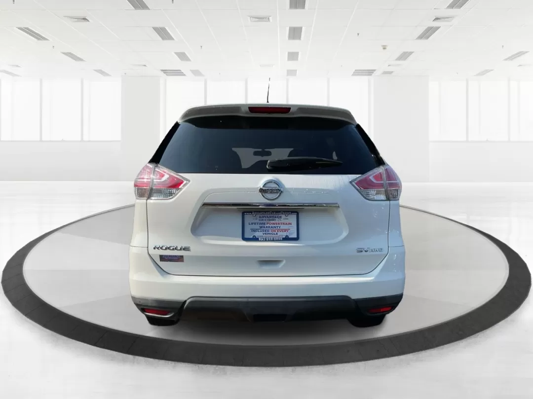 2016 Nissan Rogue SV (KNMAT2MV5GP) with an 2.5L I-4 DOHC engine, located at 8750 N County Rd 25A, Piqua, OH, 45356, (937) 908-9800, 40.164391, -84.232513 - 2016 Nissan Rogue SV - Photo#3