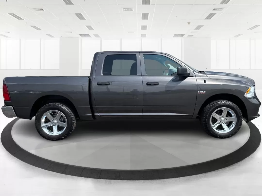 2017 Ram 1500 Express Crew Cab 4x4 5'7 Box (3C6RR7KTXHG) with an Other engine, located at 880 E. National Road, OH, 45377, (937) 908-9800, 39.891918, -84.183975 - ### Unleash Your Adventurous Spirit with the 2017 Ram 1500 at Advantage Car and Credit - Xenia!<br /> <br /> Are you ready to elevate your driving experience? Whether you're tackling the daily commute, embarking on family road trips, or conquering weekend adventures, the 2017 Ram 1500 Express Crew C - Photo#1