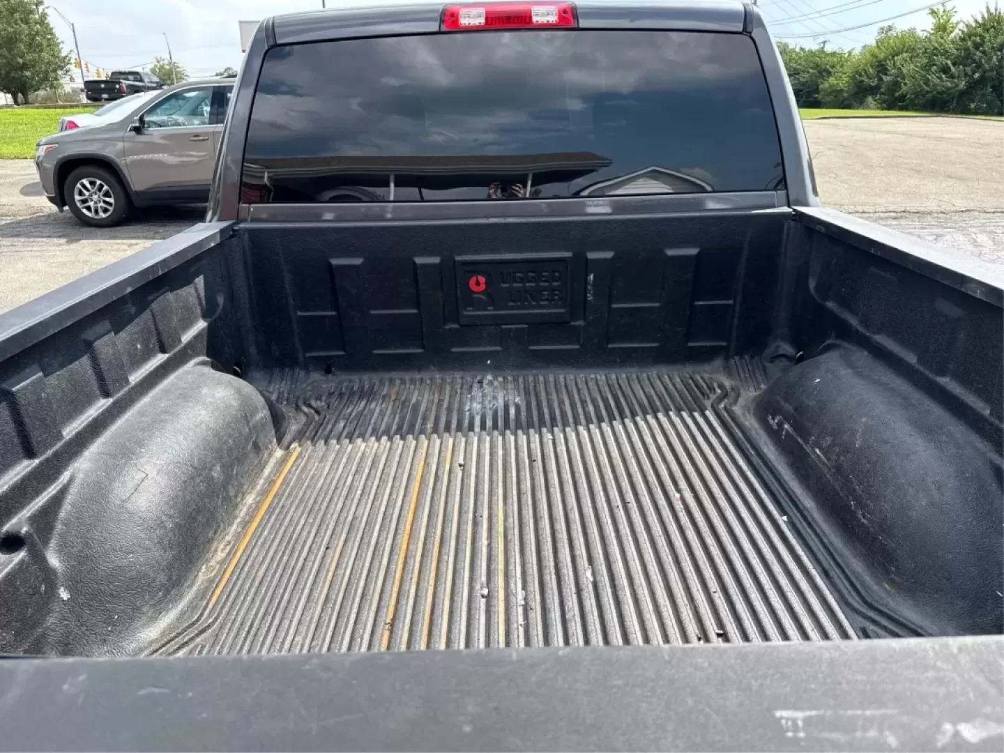 2017 Ram 1500 Express Crew Cab 4x4 5'7 Box (3C6RR7KTXHG) with an Other engine, located at 1230 East Main St, Xenia, OH, 45385, (937) 908-9800, 39.688026, -83.910172 - ### Unleash Your Adventurous Spirit with the 2017 Ram 1500 at Advantage Car and Credit - Xenia!<br /> <br /> Are you ready to elevate your driving experience? Whether you're tackling the daily commute, embarking on family road trips, or conquering weekend adventures, the 2017 Ram 1500 Express Crew C - Photo#12