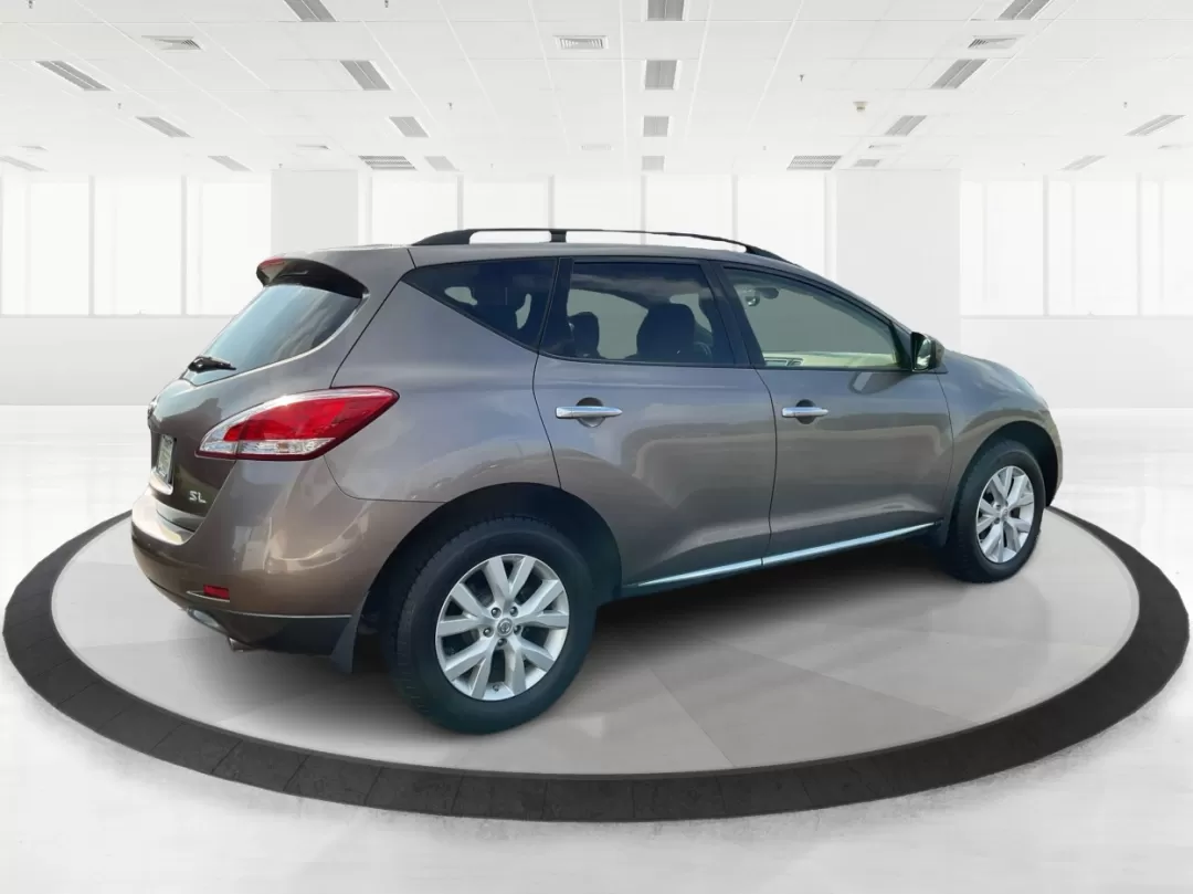 2013 Nissan Murano SL (JN8AZ1MU0DW) with an 3.5L V-6 DOHC engine, located at 4508 South Dixie Dr, Moraine, OH, 45439, (937) 908-9800, 39.689976, -84.218452 - Experience the perfect blend of comfort and versatility with the 2013 Nissan Murano SL, an ideal choice for growing families, outdoor enthusiasts, or anyone seeking a reliable vehicle for daily commutes. At Advantage Car and Credit - Moraine, located at 4508 South Dixie Dr, Moraine, OH 45439, we und - Photo#2