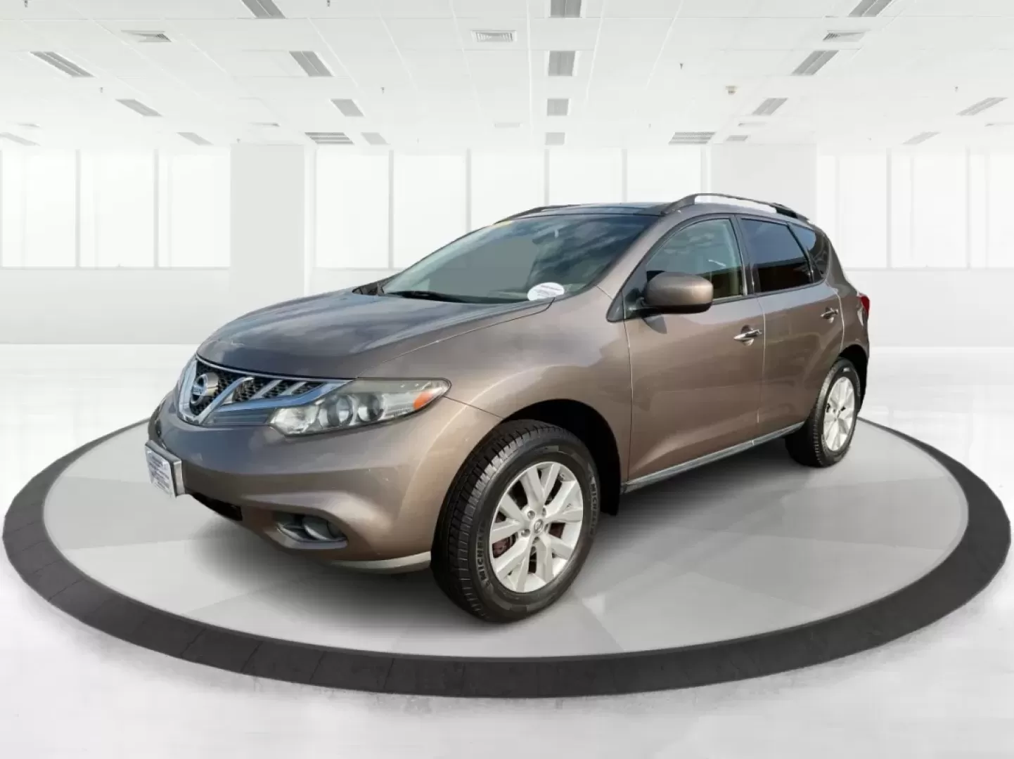 2013 Nissan Murano SL (JN8AZ1MU0DW) with an 3.5L V-6 DOHC engine, located at 4508 South Dixie Dr, Moraine, OH, 45439, (937) 908-9800, 39.689976, -84.218452 - Experience the perfect blend of comfort and versatility with the 2013 Nissan Murano SL, an ideal choice for growing families, outdoor enthusiasts, or anyone seeking a reliable vehicle for daily commutes. At Advantage Car and Credit - Moraine, located at 4508 South Dixie Dr, Moraine, OH 45439, we und - Photo#8