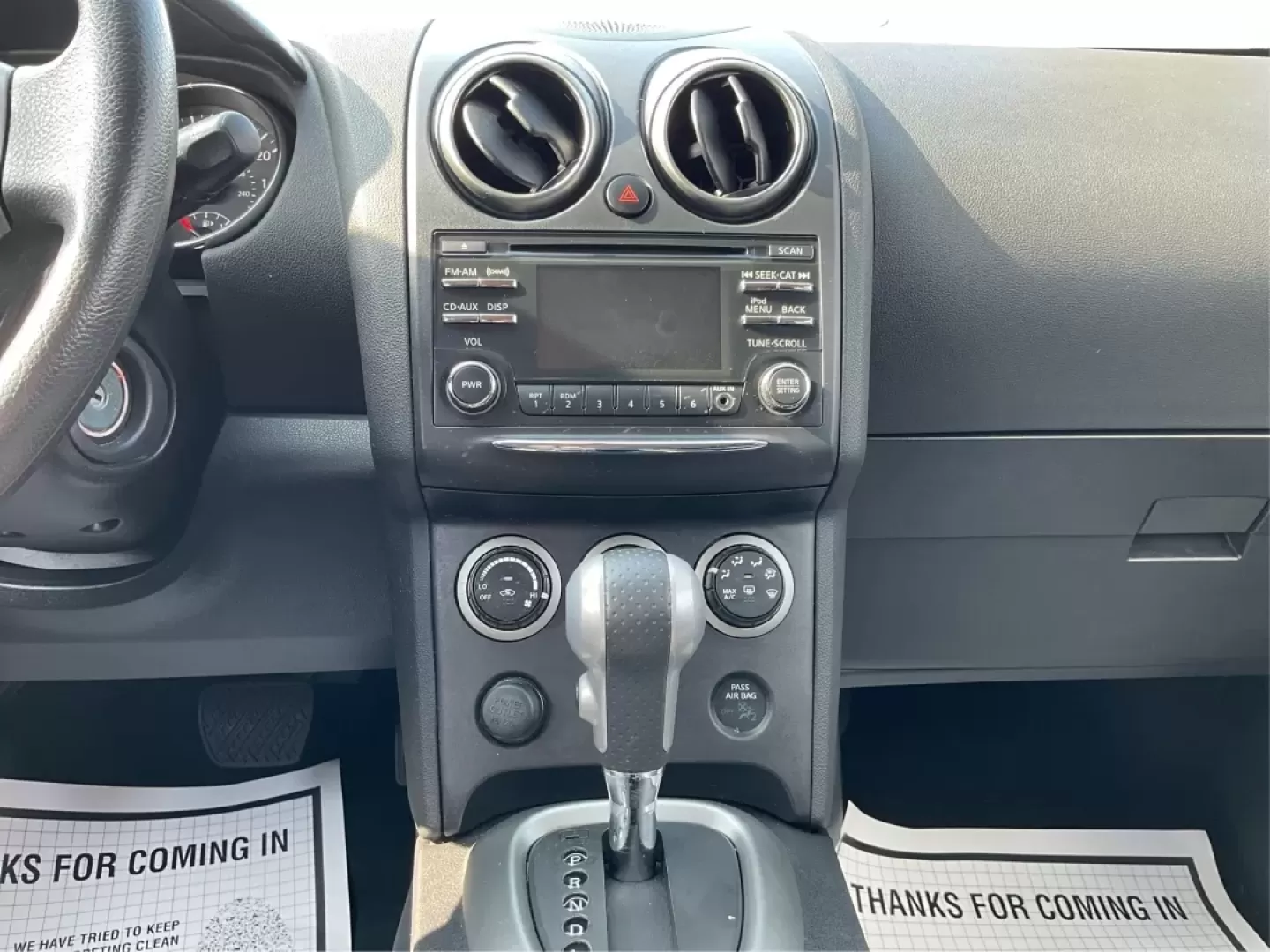 2013 Nissan Rogue S (JN8AS5MV0DW) with an 2.5L I-4 DOHC engine, located at 4508 South Dixie Dr, Moraine, OH, 45439, (937) 908-9800, 39.689976, -84.218452 - ### Explore the Perfect Family Adventure with the 2013 Nissan Rogue at Advantage Car and Credit - Moraine!<br /> <br /> Are you in the market for a versatile SUV that can handle both the daily grind and weekend getaways? Look no further than the 2013 Nissan Rogue, available now at Advantage Car and - Photo#13