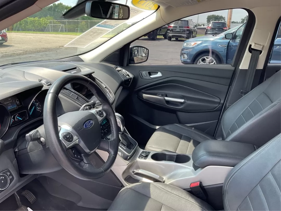 2013 Ford Escape SEL (1FMCU9H95DU) with an Other engine, located at 1230 East Main St, Xenia, OH, 45385, (937) 908-9800, 39.688026, -83.910172 - ### Discover Your Next Adventure with the 2013 Ford Escape SEL at Advantage Car and Credit - Xenia!<br /> <br /> Are you ready to elevate your family outings or weekend adventures? The 2013 Ford Escape SEL, available now at Advantage Car and Credit in Xenia, OH, is the perfect vehicle for those who - Photo#9