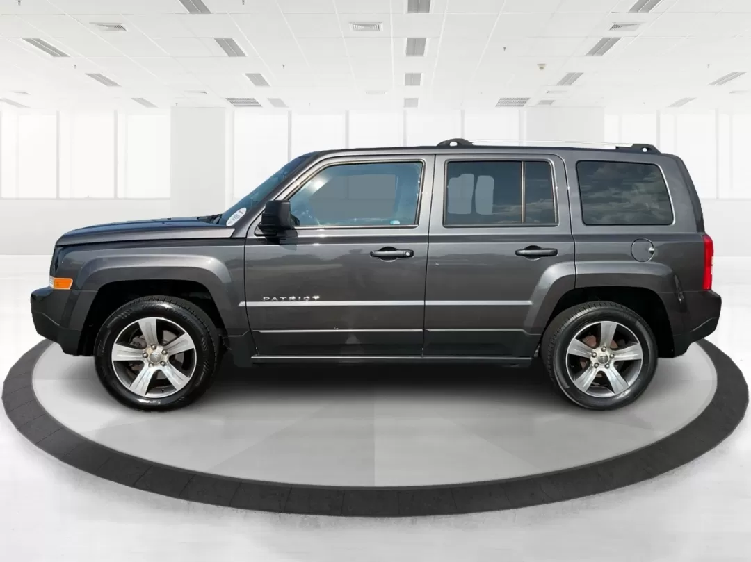 2017 Jeep Patriot High Altitude FWD (1C4NJPFA4HD) with an 2L I-4 DOHC engine, located at 1184 Kauffman Ave, Fairborn, OH, 45324, (937) 908-9800, 39.807072, -84.030914 - **Adventure Awaits in the 2017 Jeep Patriot High Altitude FWD Perfect for Your Next Journey!**<br /> <br /> Are you ready to take on your next adventure? Whether you're navigating through city traffic in Fairborn or exploring the scenic routes of Ohio, the 2017 Jeep Patriot High Altitude FWD is the - Photo#5