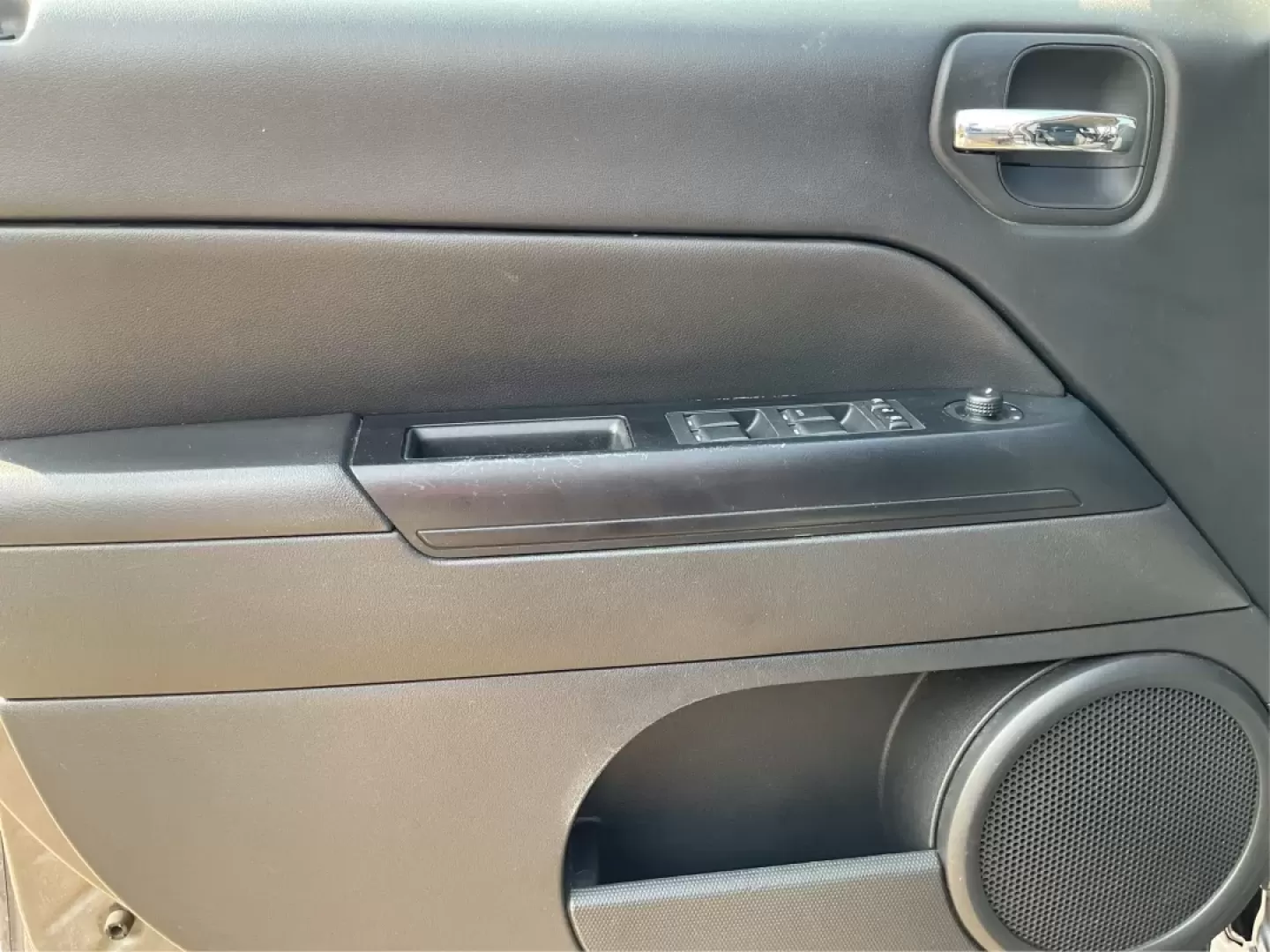 2017 Jeep Patriot High Altitude FWD (1C4NJPFA4HD) with an 2L I-4 DOHC engine, located at 1184 Kauffman Ave, Fairborn, OH, 45324, (937) 908-9800, 39.807072, -84.030914 - **Adventure Awaits in the 2017 Jeep Patriot High Altitude FWD Perfect for Your Next Journey!**<br /> <br /> Are you ready to take on your next adventure? Whether you're navigating through city traffic in Fairborn or exploring the scenic routes of Ohio, the 2017 Jeep Patriot High Altitude FWD is the - Photo#17