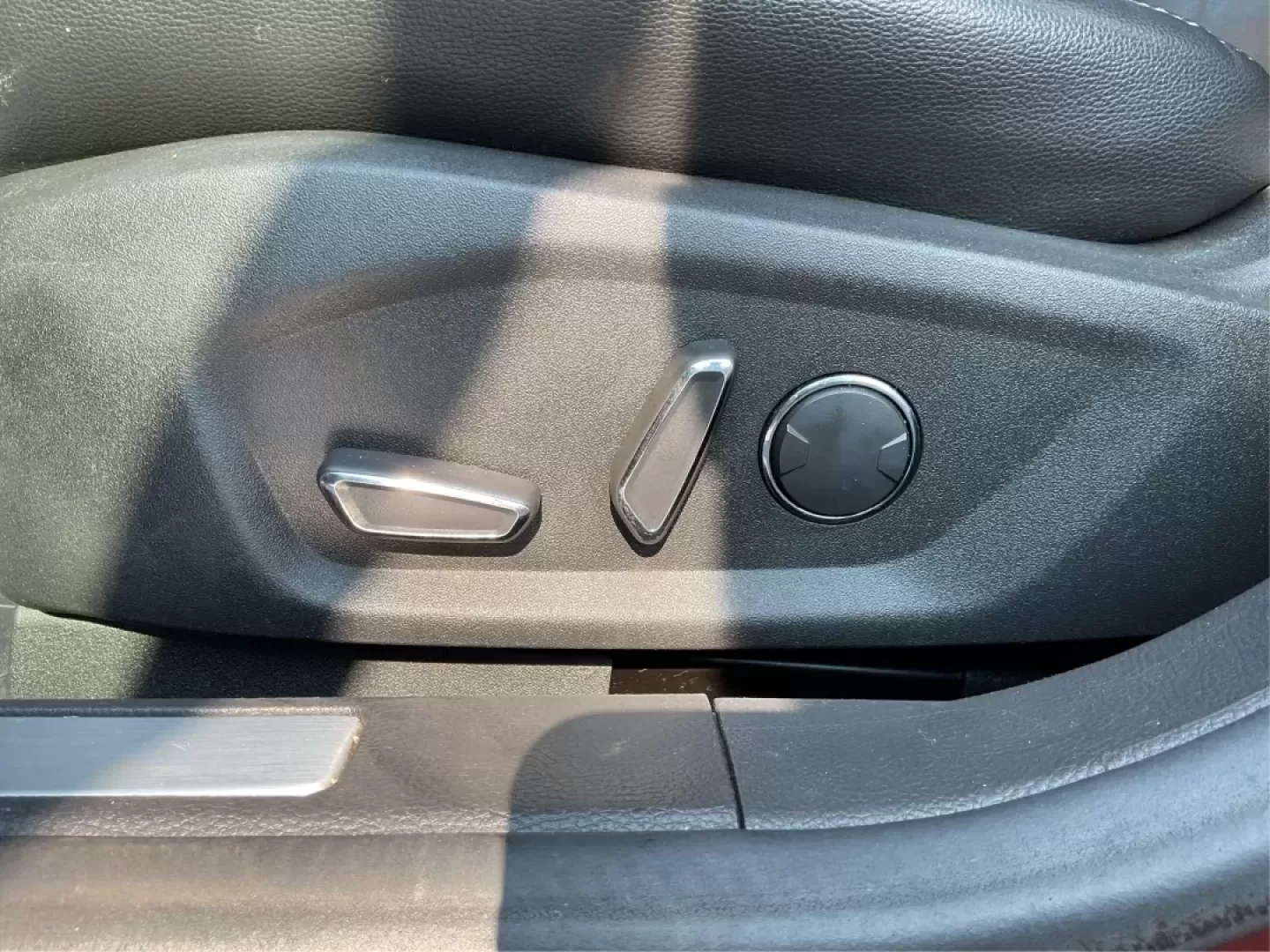 2016 Ford Fusion Titanium (3FA6P0K92GR) with an EcoBoost 2L I-4 gasoline direct injection engine, located at 1099 N County Rd 25A, Troy, OH, 45373, (937) 908-9800, 40.057079, -84.212883 - **Elevate Your Driving Experience with the 2016 Ford Fusion Titanium Where Style Meets Functionality!**<br /> <br /> Are you searching for the perfect blend of style, comfort, and advanced technology for your daily commute or weekend getaways? Look no further than the stunning 2016 Ford Fusion Tita - Photo#18
