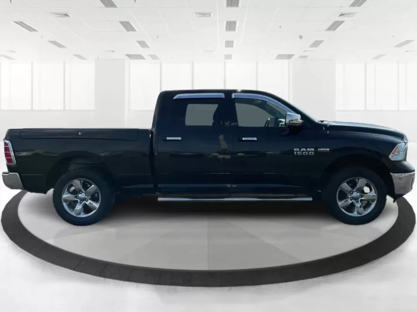2017 Ram 1500 Big Horn Crew Cab 4x4 6'4 Box (1C6RR7TT6HS) with an Other engine, located at 8750 N County Rd 25A, Piqua, OH, 45356, (937) 908-9800, 40.164391, -84.232513 - **Experience Unmatched Capability with the 2017 Ram 1500 Big Horn Crew Cab 4x4 at Advantage Car and Credit - Piqua!**<br /> <br /> Are you on the hunt for a rugged and versatile truck that can handle everything from daily commutes to weekend adventures? Look no further than this stunning 2017 Ram 15 - Photo#1