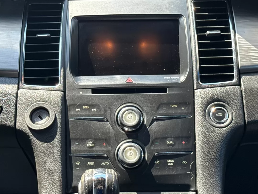 2013 Ford Taurus SEL (1FAHP2E87DG) with an EcoBoost 2L I-4 gasoline direct injection engine, located at 1099 N County Rd 25A , Troy, OH, 45373, (937) 908-9800, 40.057079, -84.212883 - 2013 Ford Taurus SEL - Photo#13