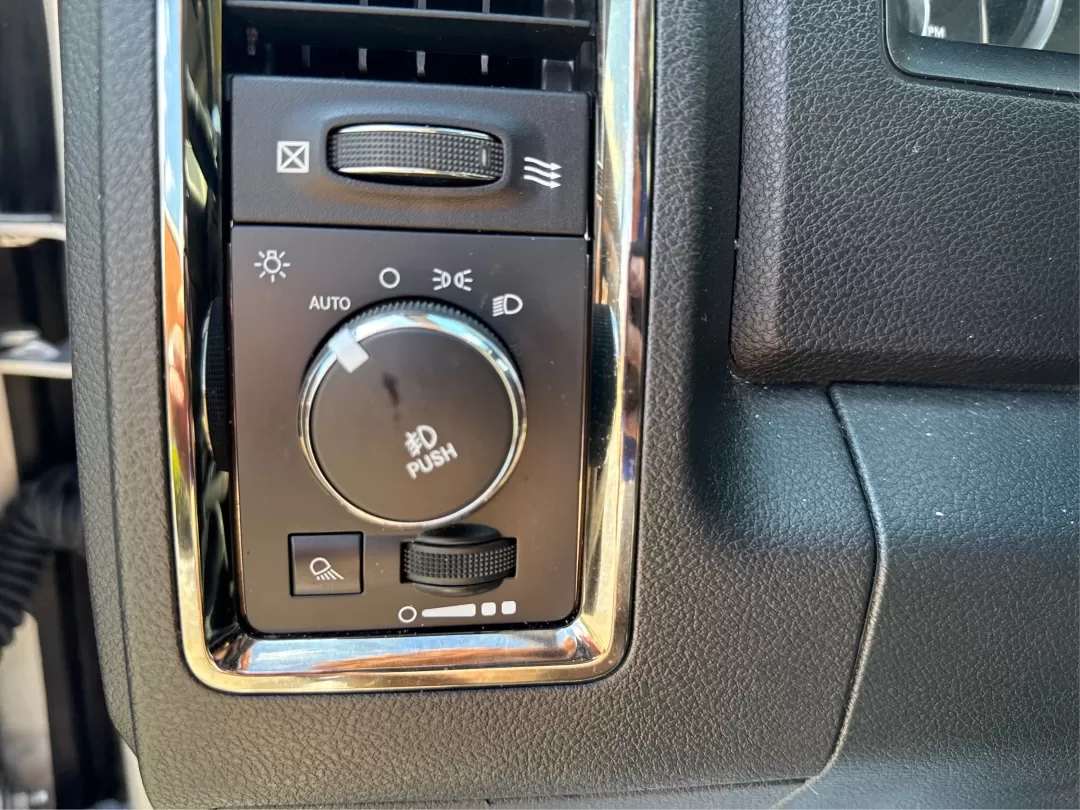 2016 Ram 1500 Sport (1C6RR7MT4GS) with an Other engine, located at 8750 N County Rd 25A, Piqua, OH, 45356, (937) 908-9800, 40.164391, -84.232513 - 2016 Ram 1500 Sport - Photo#17