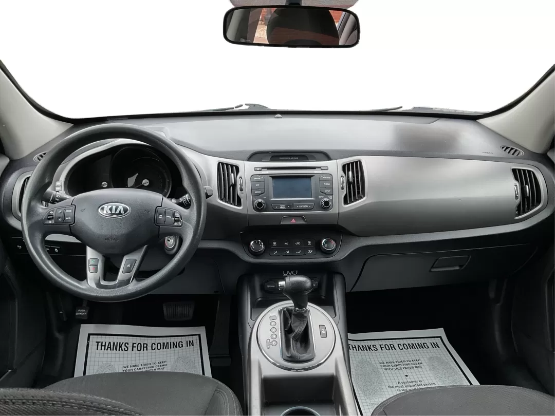 2014 Kia Sportage LX (KNDPBCAC3E7) with an 2.4L I-4 gasoline direct injection engine, located at 4508 South Dixie Dr, Moraine, OH, 45439, (937) 908-9800, 39.689976, -84.218452 - Photo#19