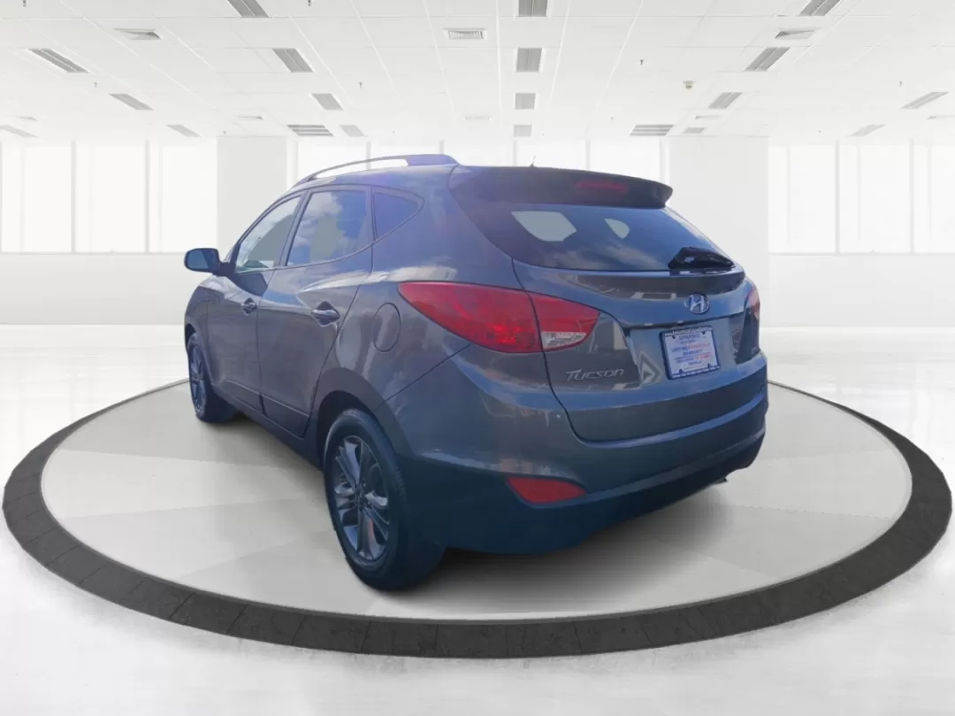 2017 Nissan Murano S AWD (5N1AZ2MH6HN) with an 3.5L V6 DOHC 24V engine, Continuously Variable Transmission transmission, located at 4508 South Dixie Dr, Moraine, OH, 45439, (937) 908-9800, 39.807072, -84.031563 - Photo#4