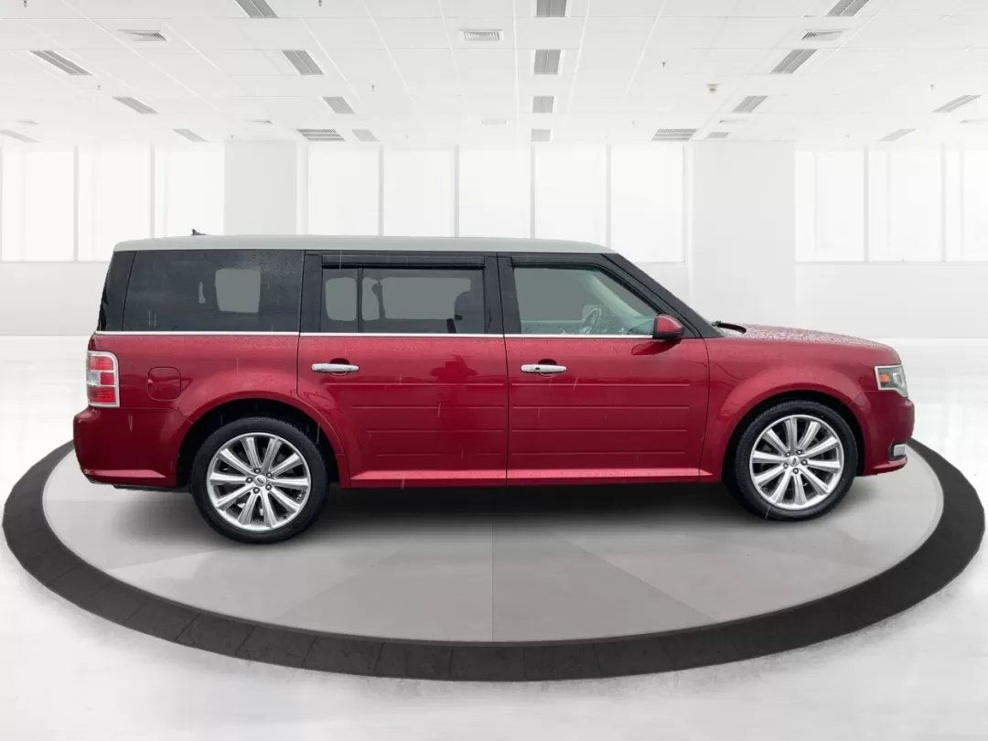 2014 Ford Flex Limited (2FMHK6DTXEB) with an EcoBoost 3.5L V-6 gasoline direct injection engine, located at 4508 South Dixie Dr, Moraine, OH, 45439, (937) 908-9800, 39.689976, -84.218452 - Photo#1