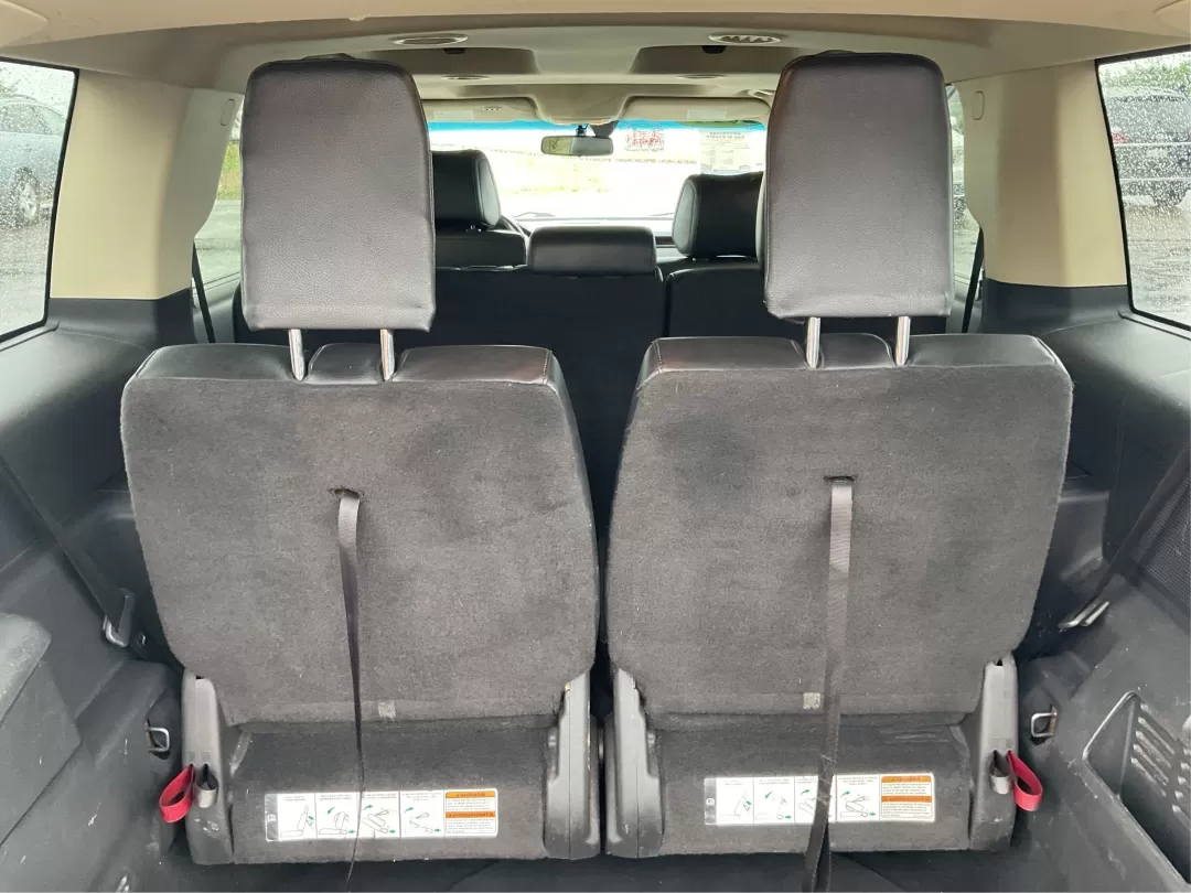 2014 Ford Flex Limited (2FMHK6DTXEB) with an EcoBoost 3.5L V-6 gasoline direct injection engine, located at 4508 South Dixie Dr, Moraine, OH, 45439, (937) 908-9800, 39.689976, -84.218452 - Photo#12