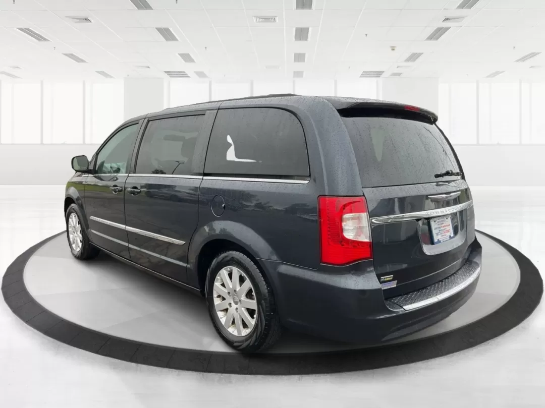 2013 Chrysler Town and Country Touring (2C4RC1BG5DR) with an Pentastar 3.6L V-6 DOHC engine, located at 4508 South Dixie Dr, Moraine, OH, 45439, (937) 908-9800, 39.689976, -84.218452 - Photo#4