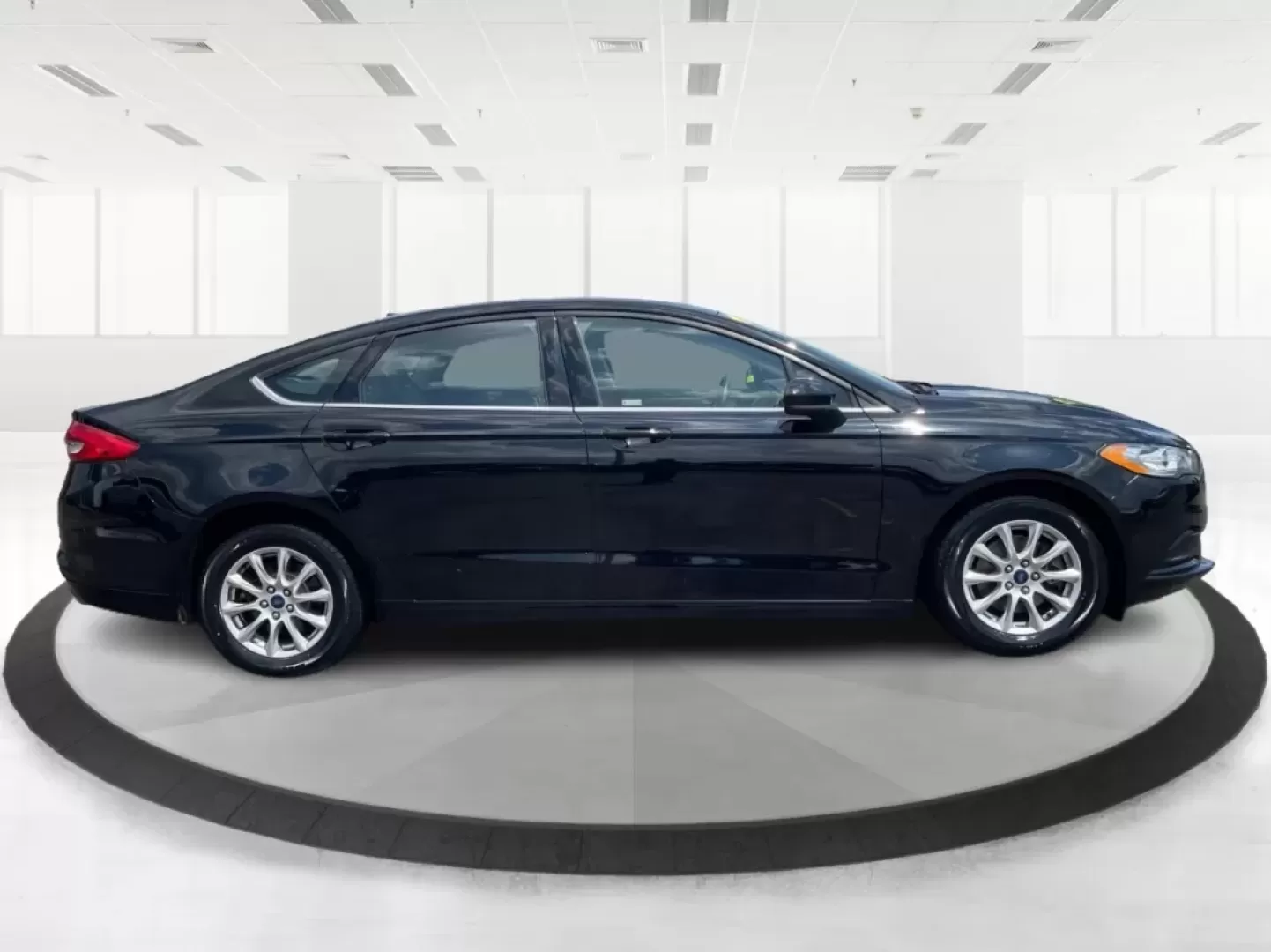 2017 Ford Fusion S (3FA6P0G77HR) with an Duratec 2.5L I-4 DOHC engine, located at 4508 South Dixie Dr, Moraine, OH, 45439, (937) 908-9800, 39.689976, -84.218452 - **Discover the Perfect Blend of Style and Substance with the 2017 Ford Fusion at Advantage Car and Credit!**<br /> <br /> Are you ready to elevate your daily commute or embark on weekend adventures without breaking the bank? Look no further! At Advantage Car and Credit, located at 1184 Kauffman Ave, - Photo#1