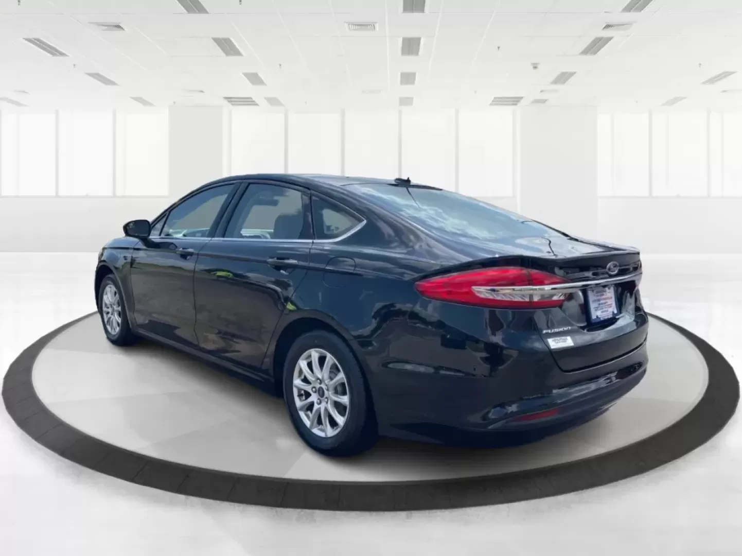 2017 Ford Fusion S (3FA6P0G77HR) with an Duratec 2.5L I-4 DOHC engine, located at 4508 South Dixie Dr, Moraine, OH, 45439, (937) 908-9800, 39.689976, -84.218452 - **Discover the Perfect Blend of Style and Substance with the 2017 Ford Fusion at Advantage Car and Credit!**<br /> <br /> Are you ready to elevate your daily commute or embark on weekend adventures without breaking the bank? Look no further! At Advantage Car and Credit, located at 1184 Kauffman Ave, - Photo#4