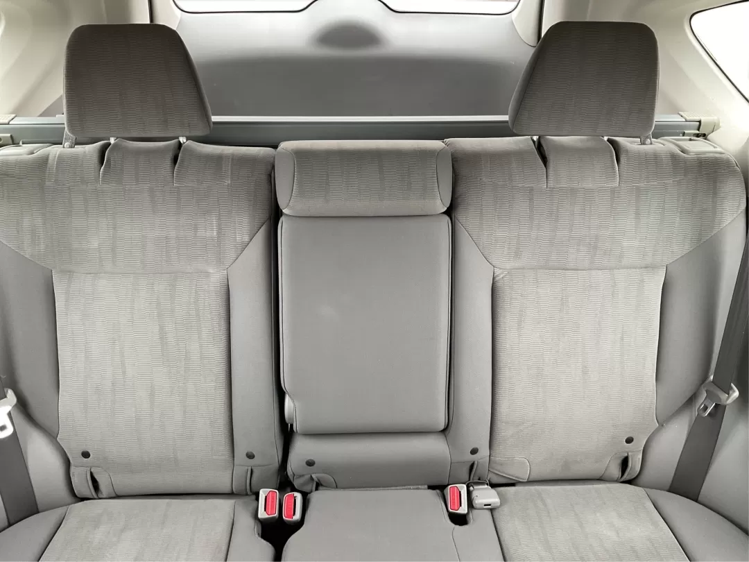 2013 Honda CR-V LX (5J6RM3H37DL) with an 2.4L I-4 DOHC engine, located at 4508 South Dixie Dr, Moraine, OH, 45439, (937) 908-9800, 39.689976, -84.218452 - Photo#14