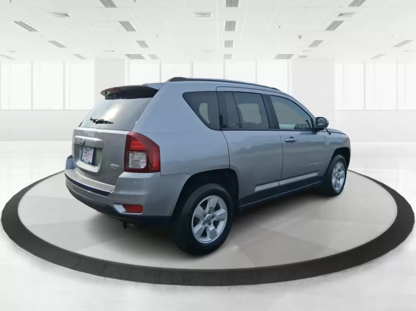 2017 Jeep Compass Latitude FWD (1C4NJCEA3HD) with an Other engine, located at 4508 South Dixie Dr, Moraine, OH, 45439, (937) 908-9800, 39.689976, -84.218452 - 2017 Jeep Compass Latitude FWD - Photo#2