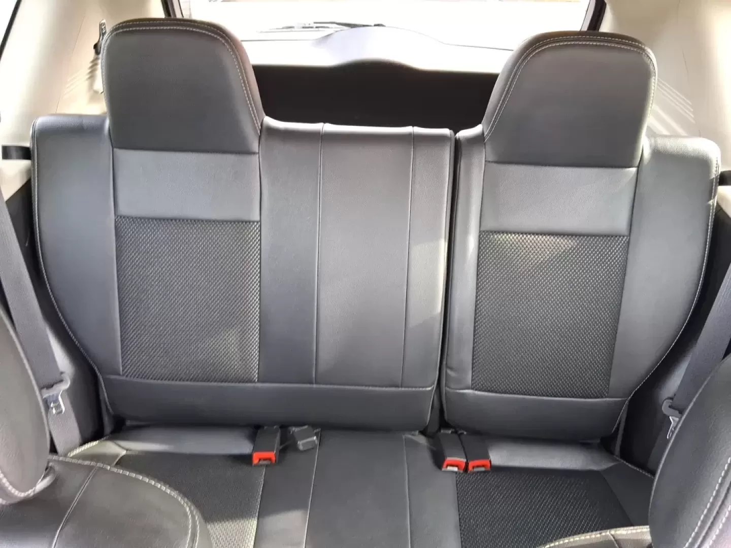 2017 Jeep Compass Latitude FWD (1C4NJCEA3HD) with an Other engine, located at 4508 South Dixie Dr, Moraine, OH, 45439, (937) 908-9800, 39.689976, -84.218452 - 2017 Jeep Compass Latitude FWD - Photo#14