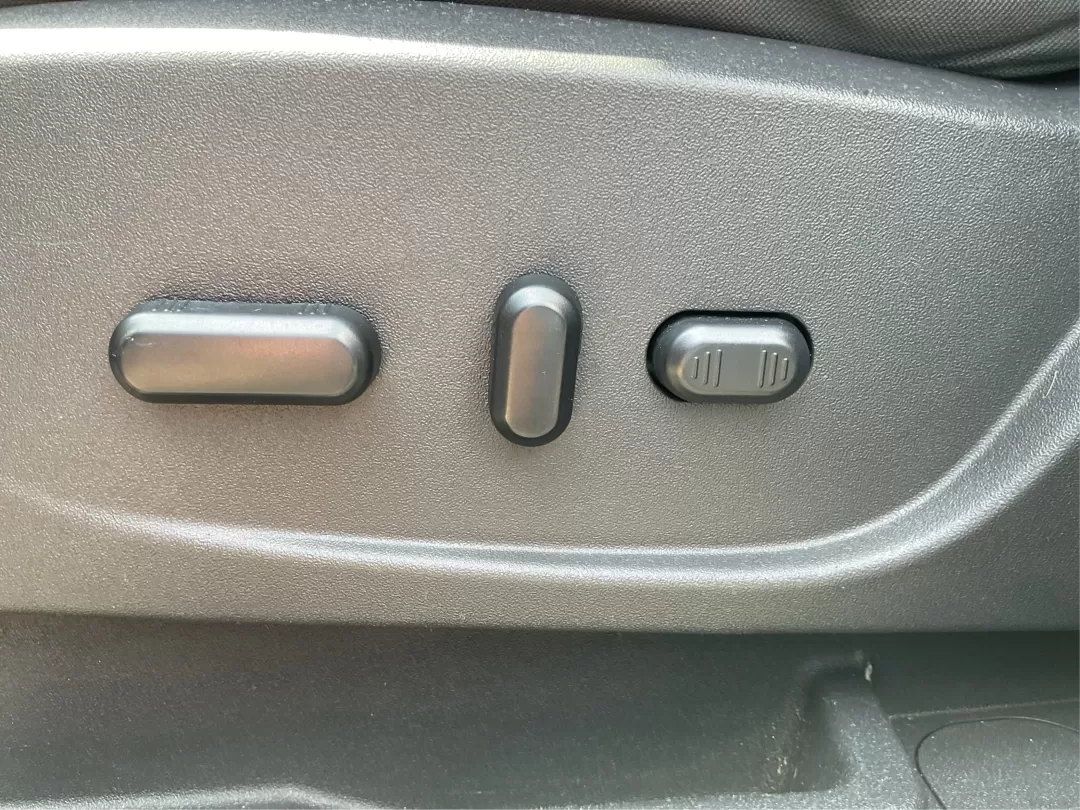 2014 Ford Escape SE (1FMCU0GX6EU) with an Other engine, located at 4508 South Dixie Dr, Moraine, OH, 45439, (937) 908-9800, 39.689976, -84.218452 - Photo#18
