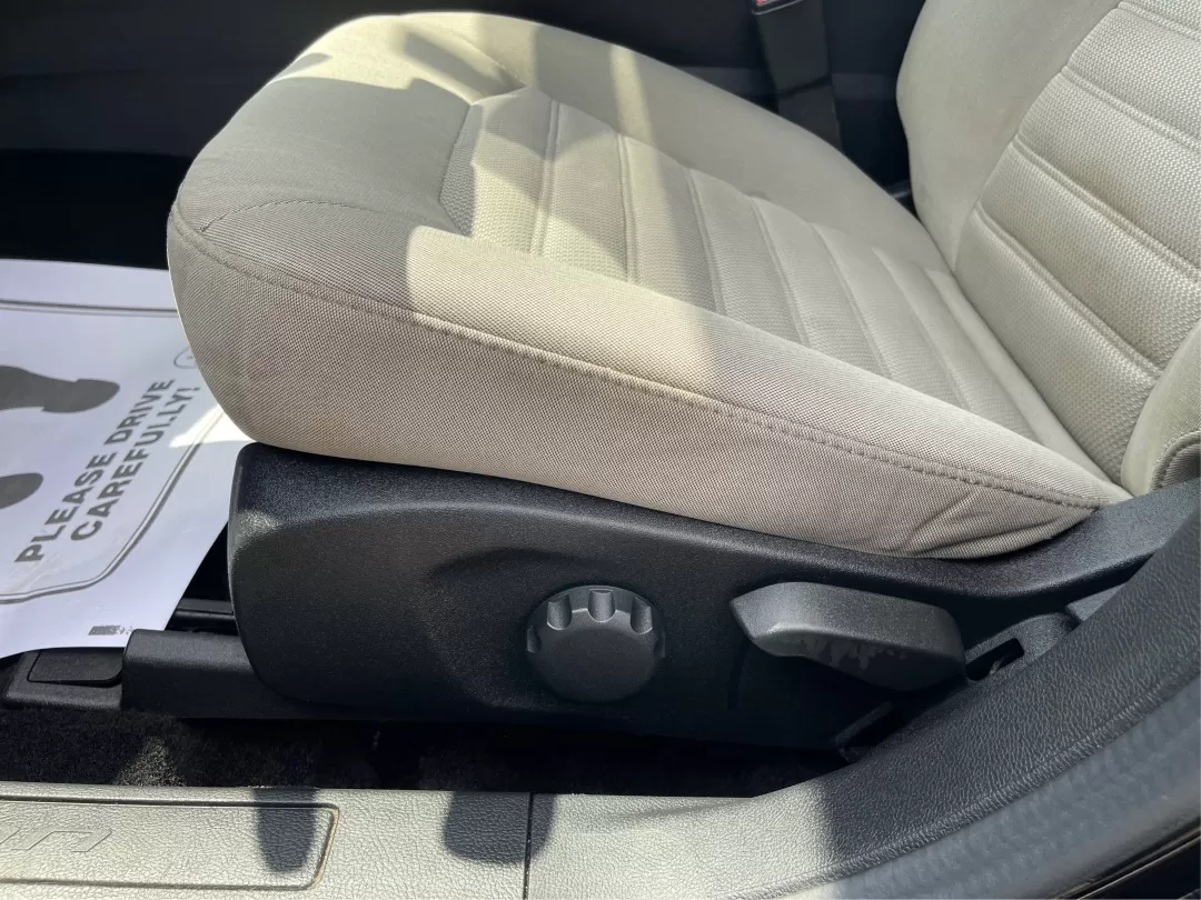 2017 Ford Fusion S (3FA6P0G77HR) with an Duratec 2.5L I-4 DOHC engine, located at 4508 South Dixie Dr, Moraine, OH, 45439, (937) 908-9800, 39.689976, -84.218452 - Photo#18