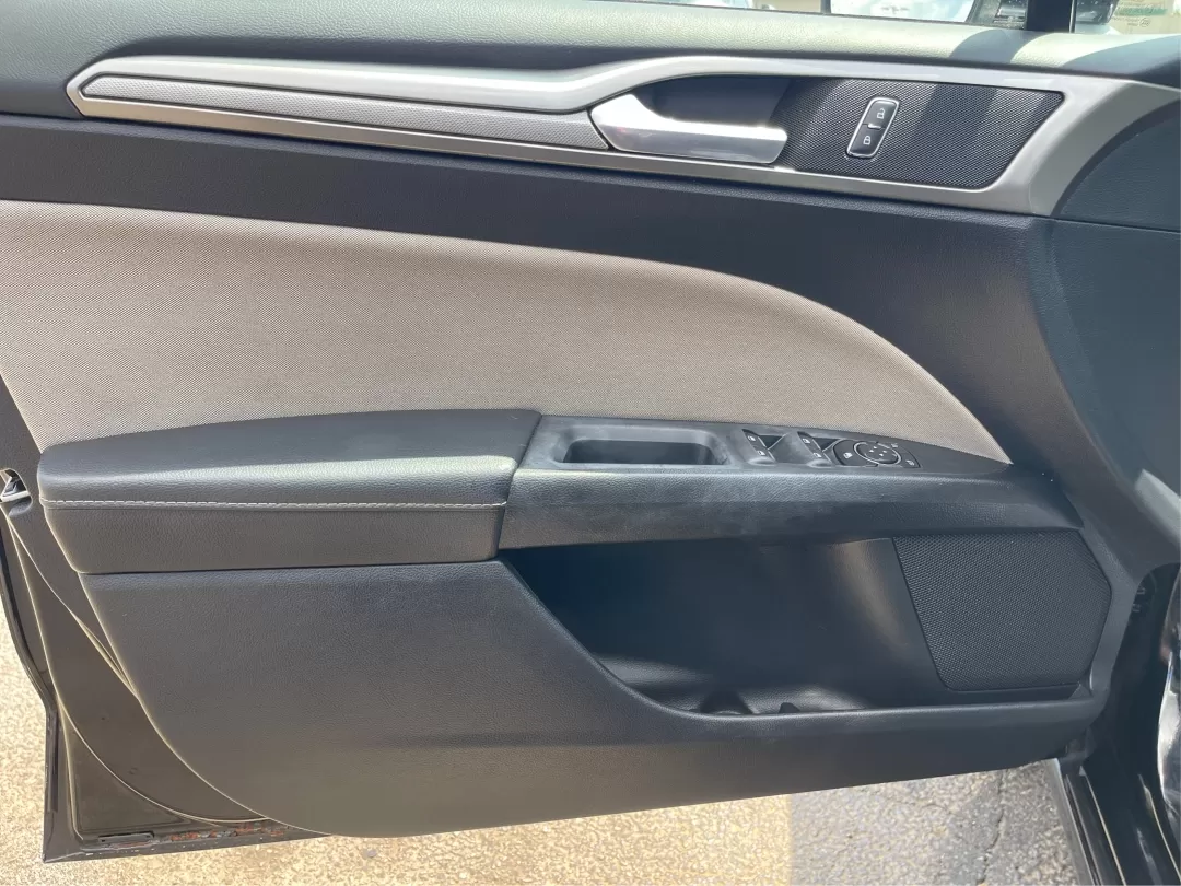 2017 Ford Fusion S (3FA6P0G77HR) with an Duratec 2.5L I-4 DOHC engine, located at 4508 South Dixie Dr, Moraine, OH, 45439, (937) 908-9800, 39.689976, -84.218452 - Photo#19
