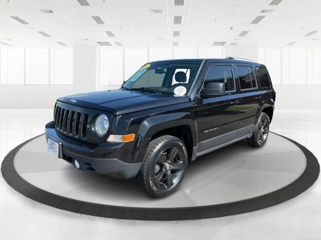 2016 Jeep Patriot Latitude (1C4NJRFB2GD) with an 2.4L I-4 DOHC engine, located at 4508 South Dixie Dr, Moraine, OH, 45439, (937) 908-9800, 39.689976, -84.218452 - Photo#8