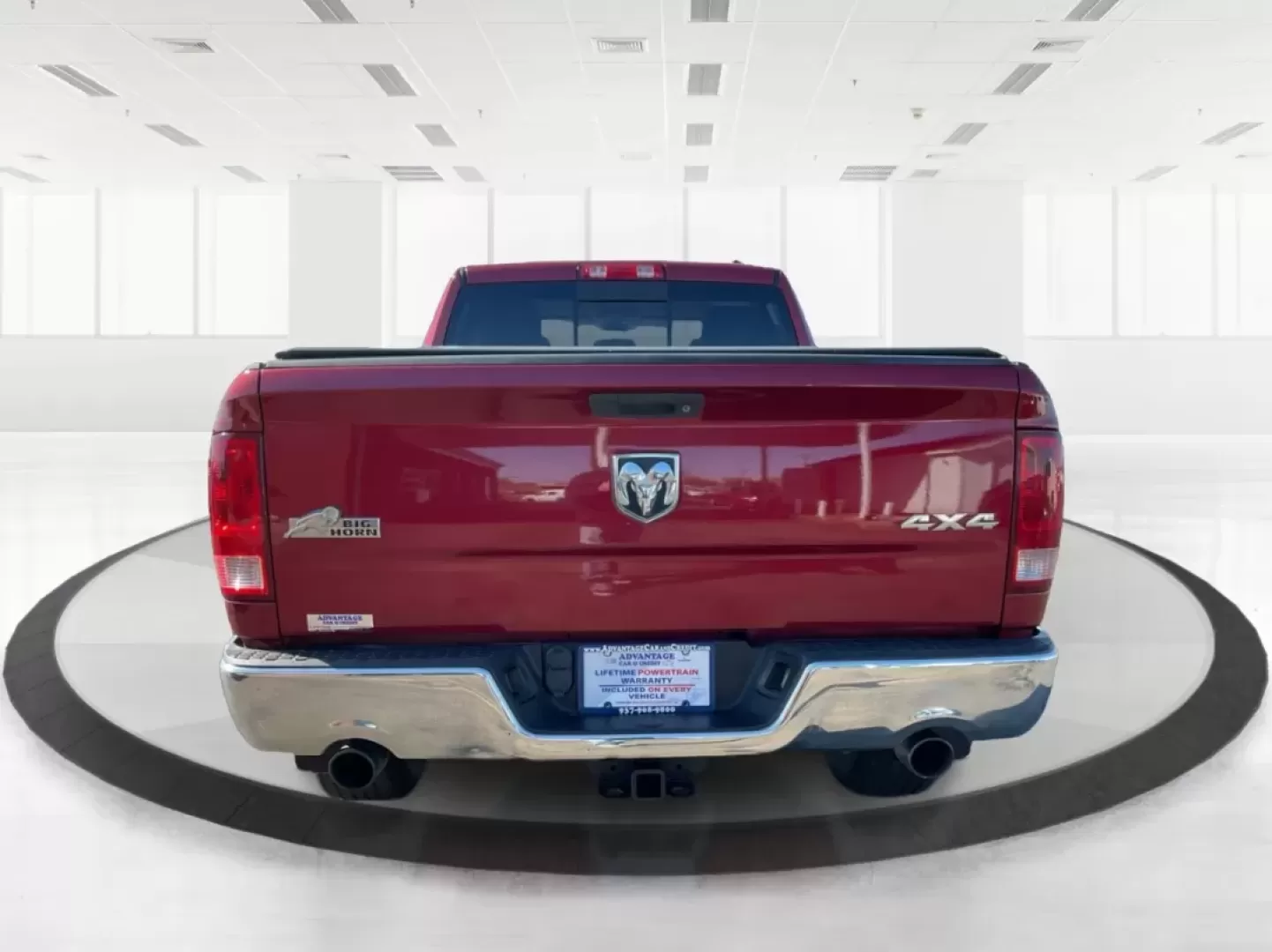 2012 Ram 1500 SLT (1C6RD7GT9CS) with an HEMI 5.7L V-8 variable valve control engine, located at 1951 S Dayton Lakeview Rd., New Carlisle, OH, 45344, (937) 908-9800, 39.890999, -84.050255 - **Unleash Adventure with the 2012 Ram 1500 SLT Your Next Truck Awaits!**<br /> <br /> Are you ready to elevate your weekend adventures or tackle your daily commute with confidence? Look no further than the 2012 Ram 1500 SLT, a robust and stylish pickup truck designed to meet the needs of families, - Photo#3