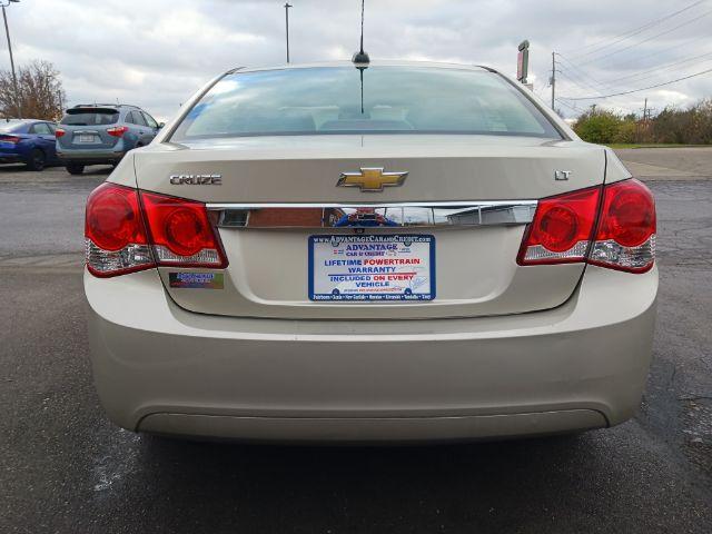 2016 Gold Chevrolet Cruze Limited 1LT Auto (1G1PE5SB0G7) with an 1.4L L4 DOHC 16V TURBO engine, 6-Speed Automatic transmission, located at 1951 S Dayton Lakeview Rd., New Carlisle, OH, 45344, (937) 908-9800, 39.890999, -84.050255 - Photo #5