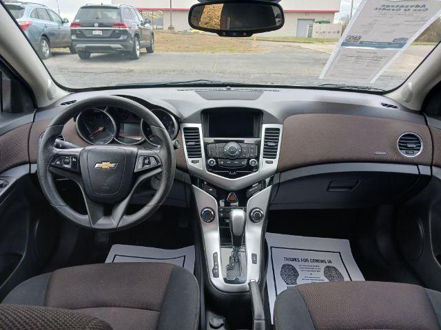 2016 Gold Chevrolet Cruze Limited 1LT Auto (1G1PE5SB0G7) with an 1.4L L4 DOHC 16V TURBO engine, 6-Speed Automatic transmission, located at 1951 S Dayton Lakeview Rd., New Carlisle, OH, 45344, (937) 908-9800, 39.890999, -84.050255 - Photo #7